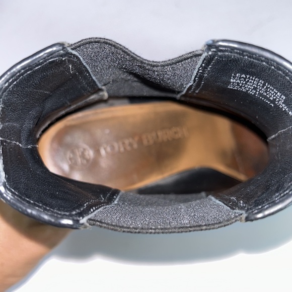 Tory Burch Carson Lug Sole Ankle Boots with Dustbag - Picture 13 of 16